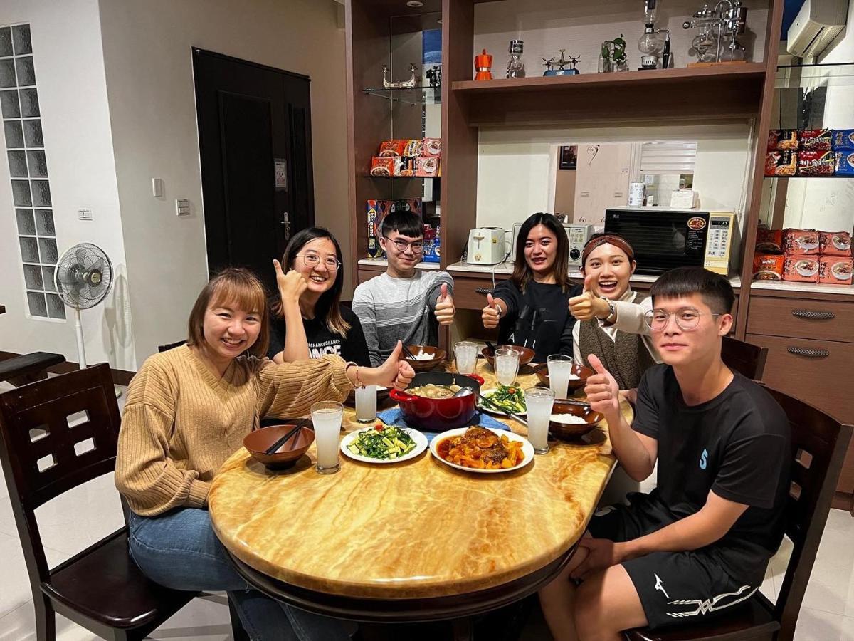 T'ai-tung 街角五十号青年旅店旅舍 外观 照片